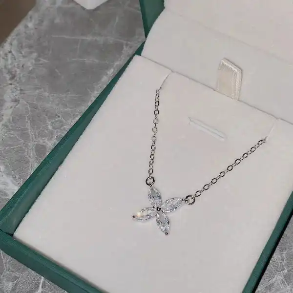 TO Tiffany Victoria NECKLACE 0124