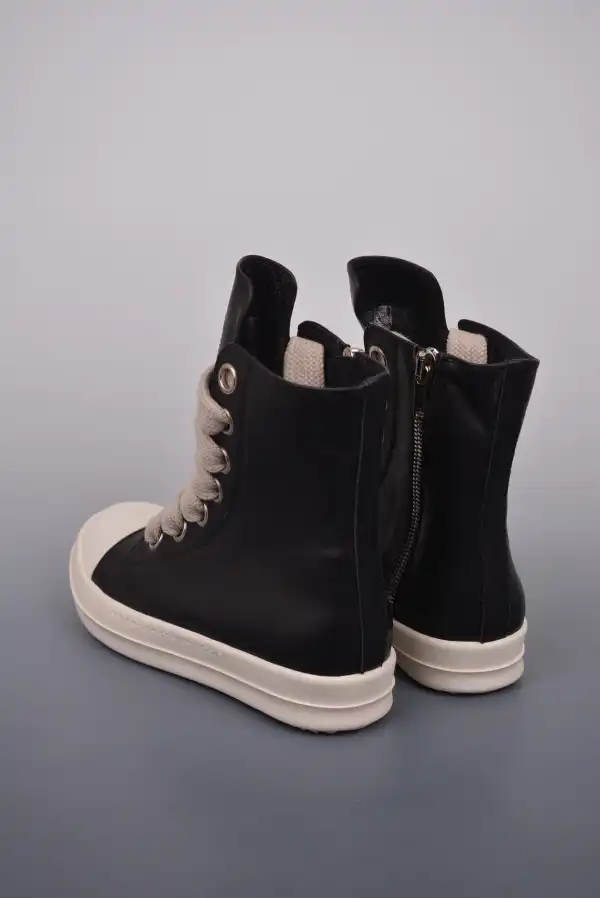 TO RICK OWENS SNEAKERS 0126