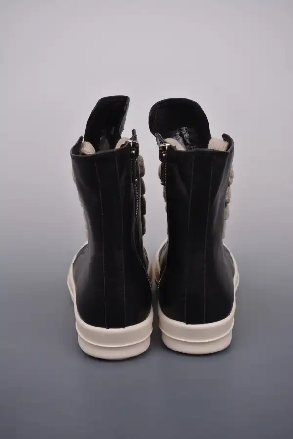 TO RICK OWENS SNEAKERS 0126