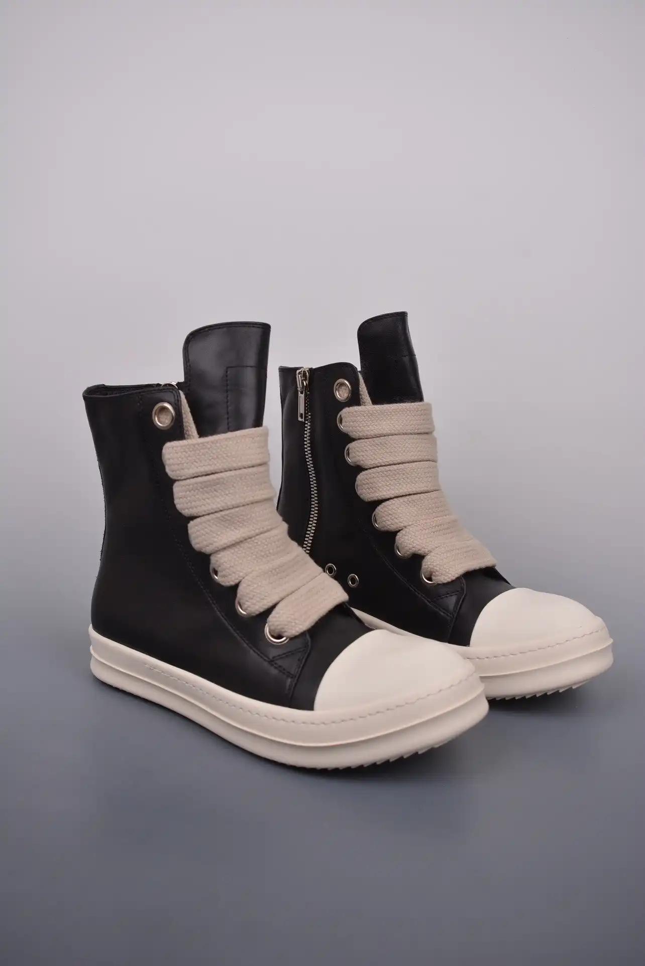 TO RICK OWENS SNEAKERS 0126