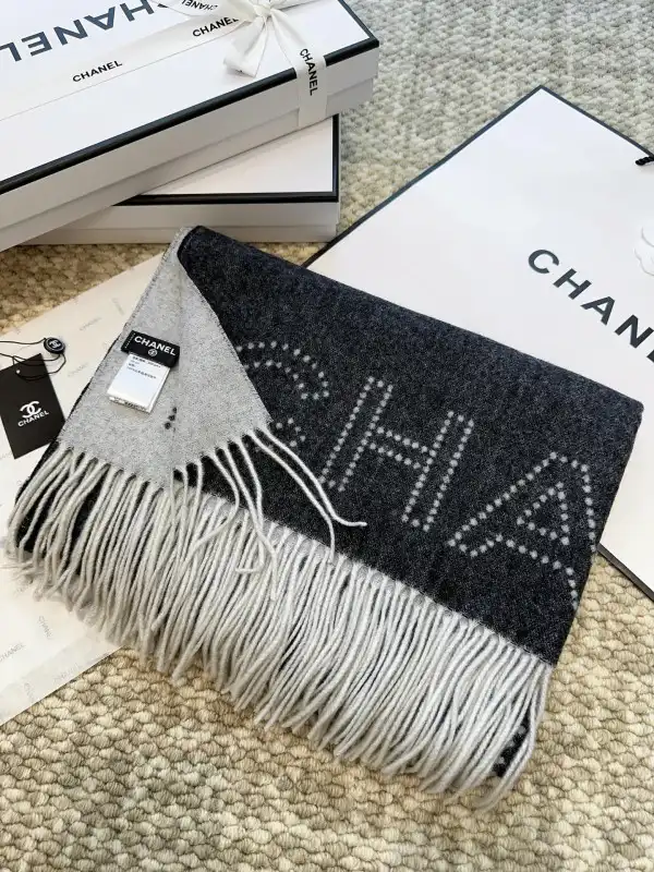 TO CL Scarf 0124