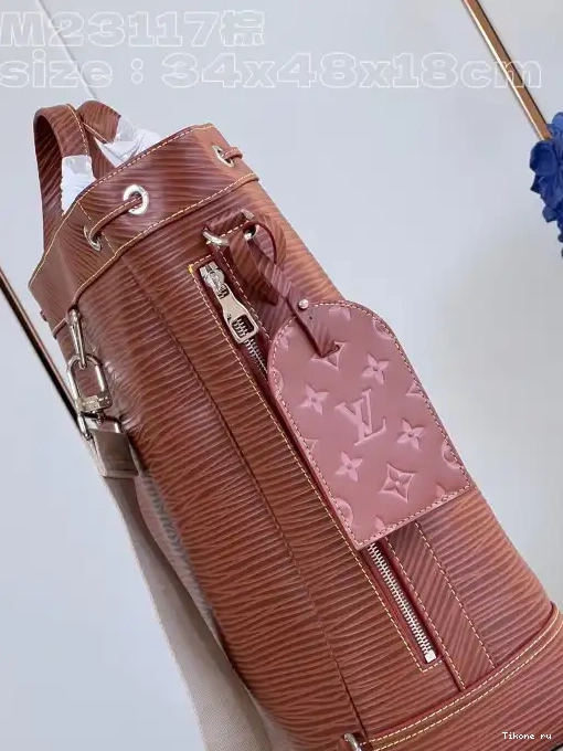 TO VUITTON Maxi Sling Noé LOUIS 0225