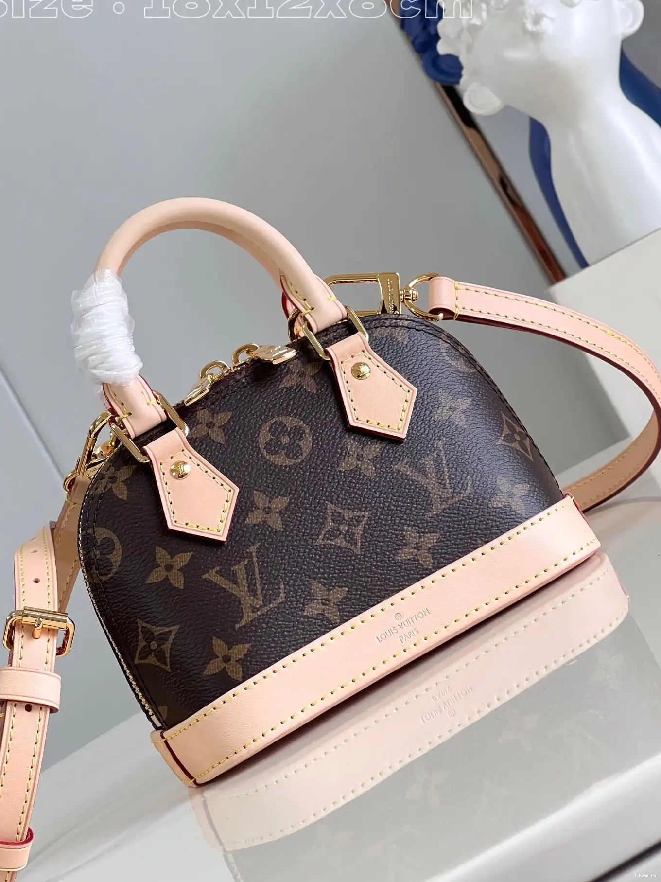 TO VUITTON Nano Alma LOUIS 0216