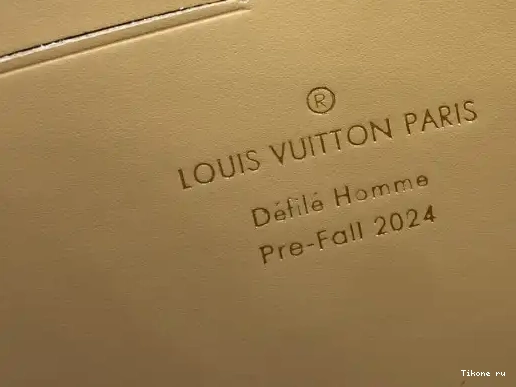 TO LOUIS VOYAGE-27*21*6CM POCHETTE VUITTON 0219