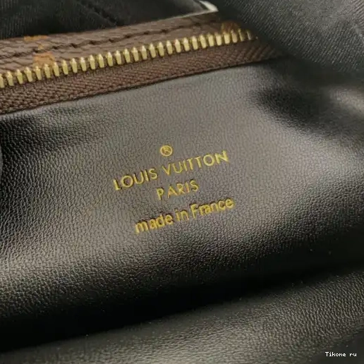 TO VUITTON LV3 POUCHE LOUIS 0217