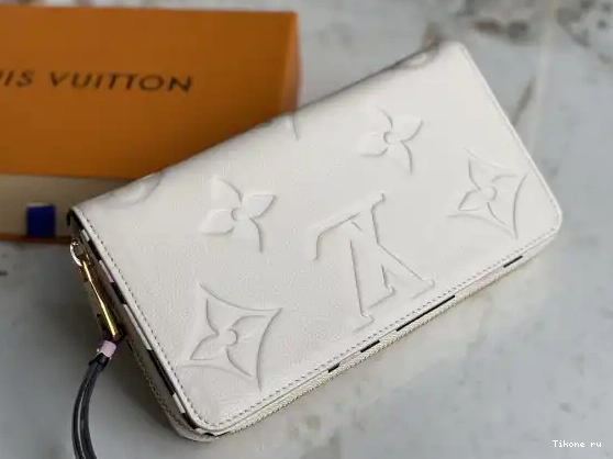 TO VUITTON LOUIS WALLET ZIPPY 0217