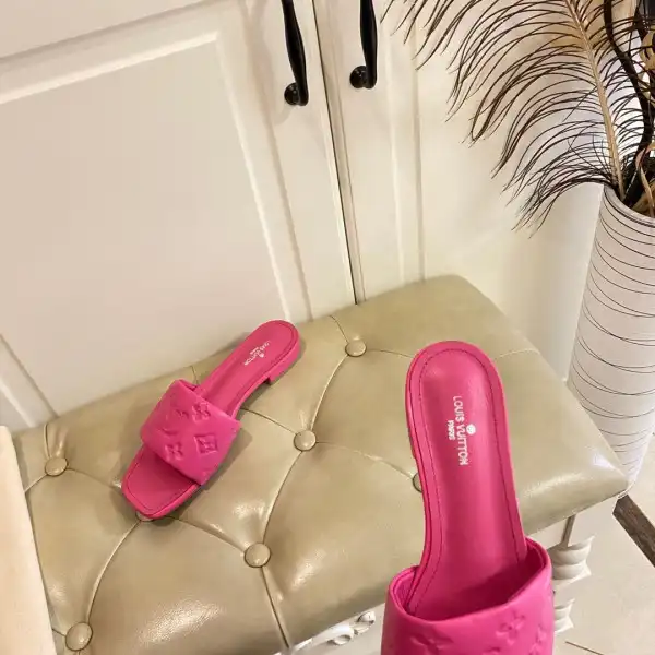 TO LOUIS VUITTON SLIPPERS 0204