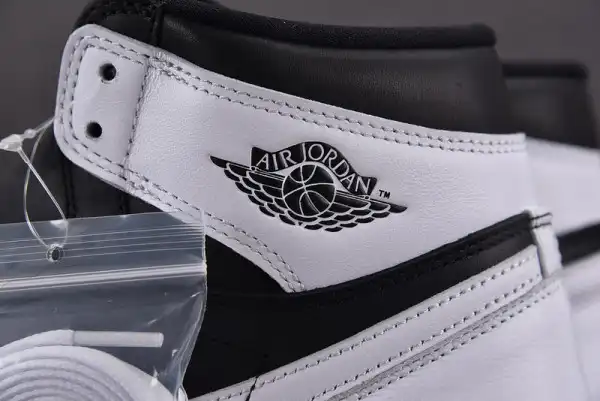 TO AIR JORDAN 1 BLACK WHITE DZ5485-010 0204