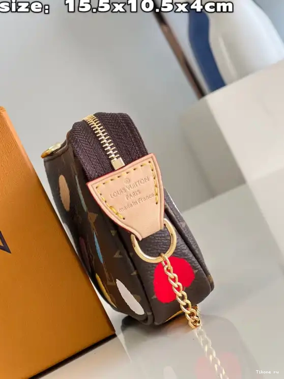 TO VUITTON X MINI LOUIS ACCESSOIRES POCHETTE YK 0221