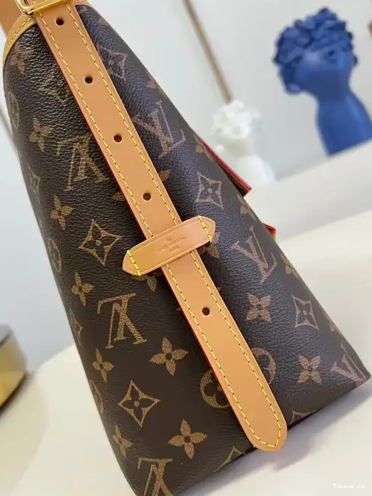 TO LOUIS CARRYALL PM VUITTON 0220