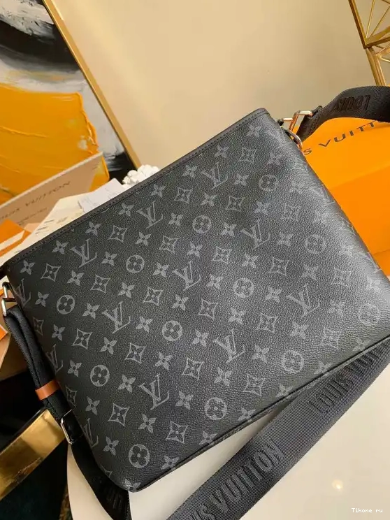 TO BAG LOUIS MESSENGER VUITTON 0223