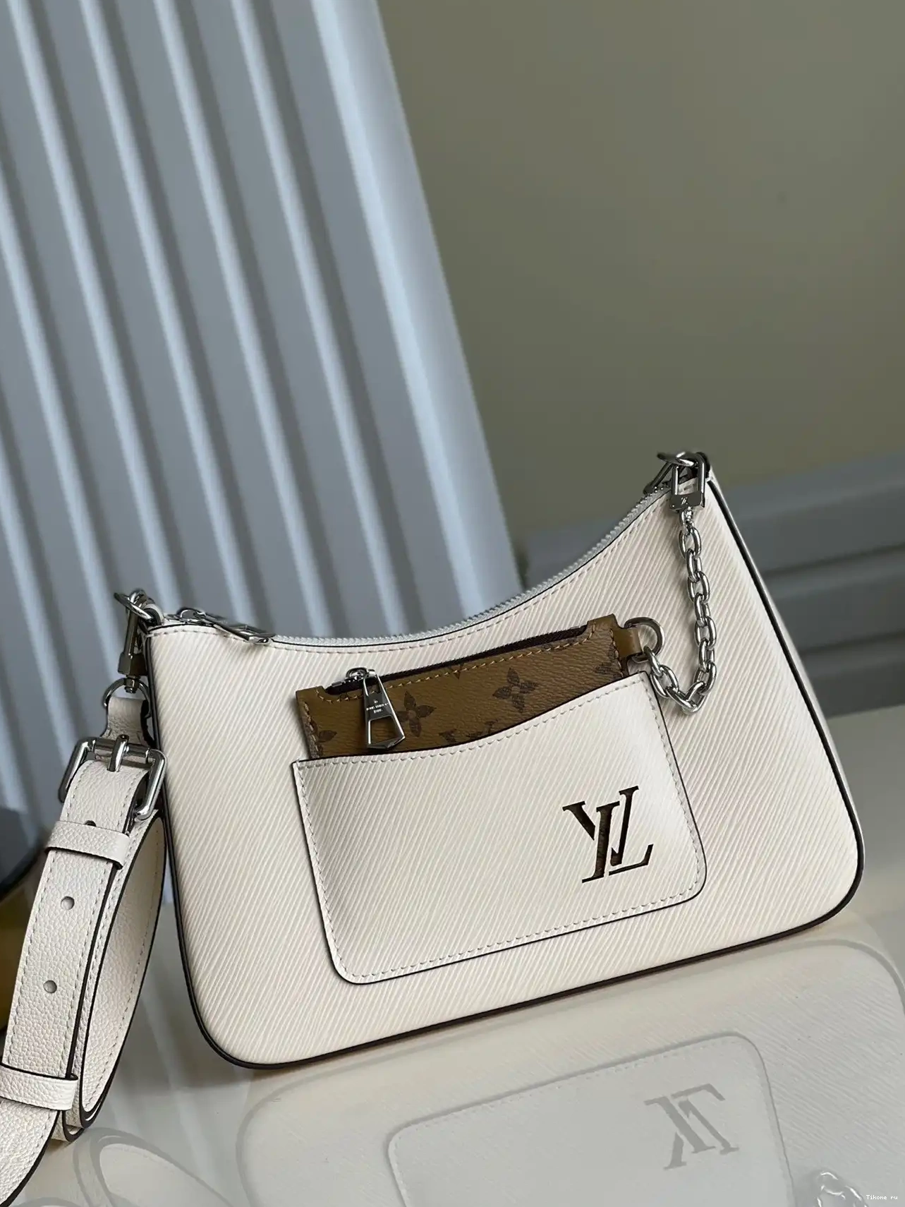 TO MARELLE VUITTON LOUIS 0219