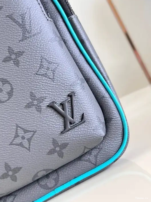 TO Avenue VUITTON LOUIS Slingbag-16*33*5.7CM 0223