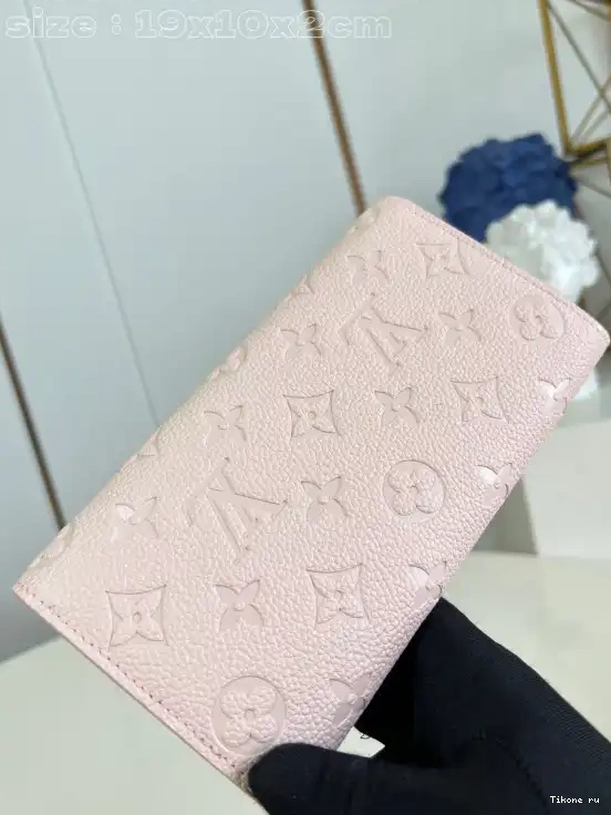 TO SARAH Louis Vuitton WALLET-19*10.5*2cm 0223