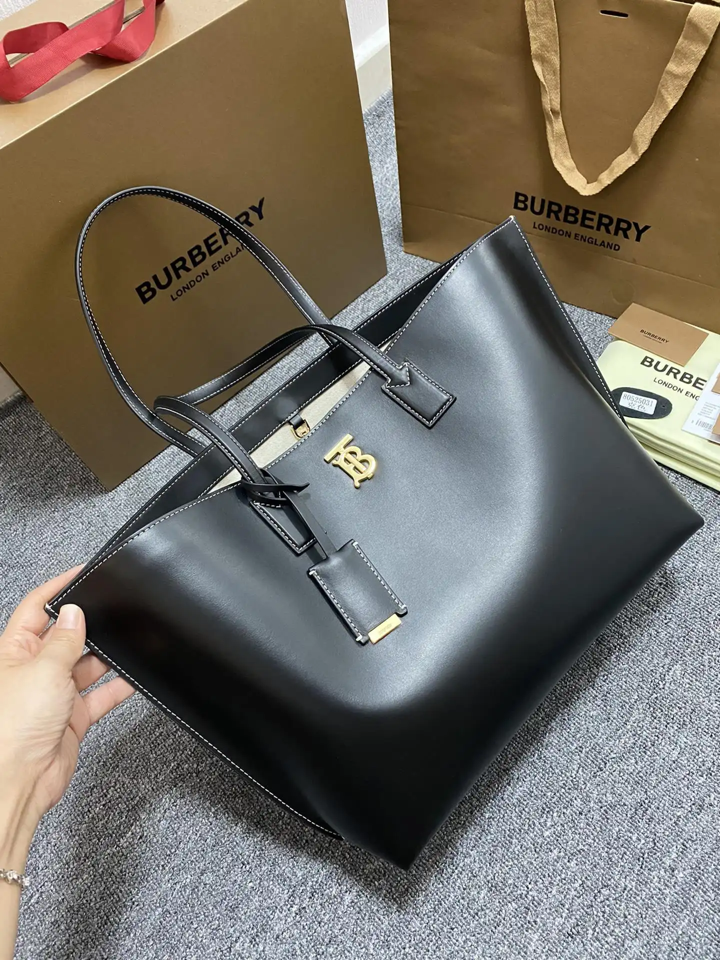 TO BURBERRY Medium Check Tote bag-34*14*28CM 0207