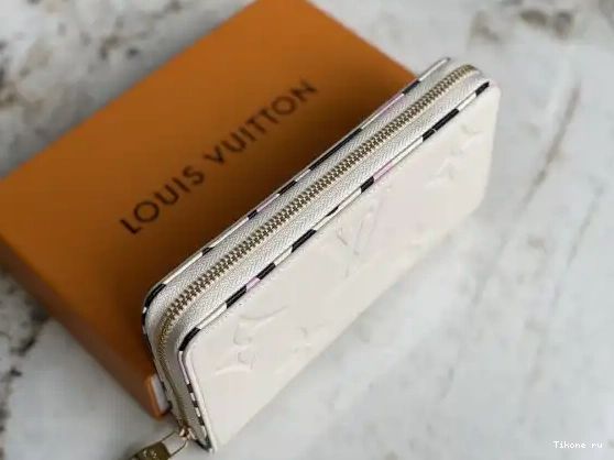 TO VUITTON LOUIS WALLET ZIPPY 0217