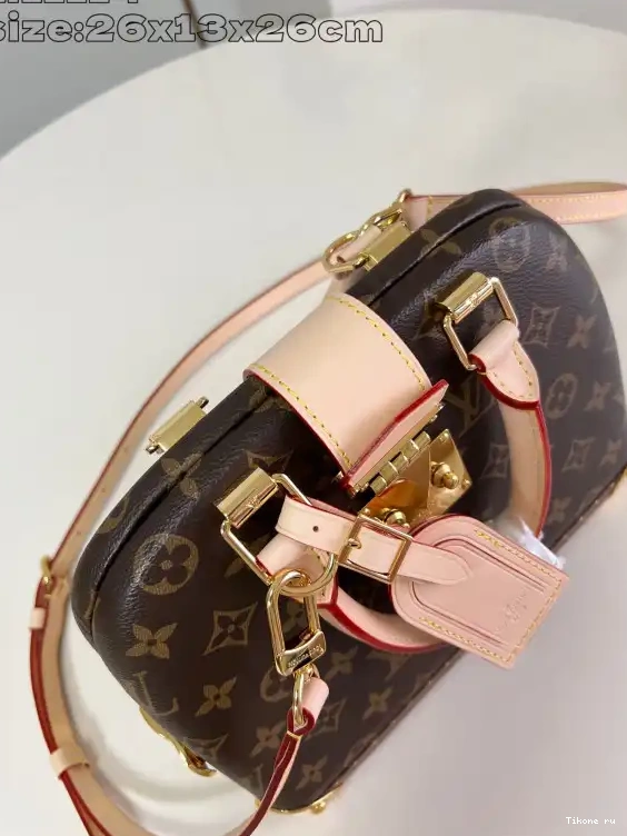 TO ALMA LOUIS VUITTON BB-26*13*26.4CM 0226