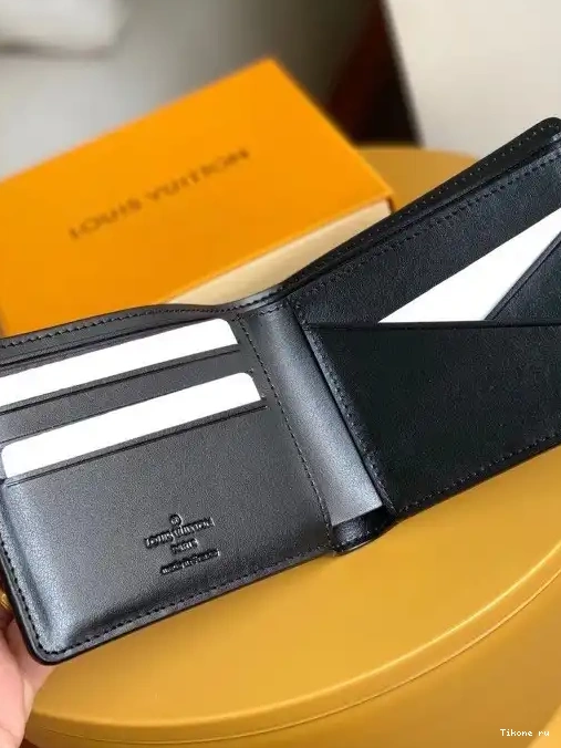 TO MULTIPLE LOUIS WALLET VUITTON 0214