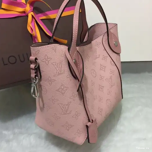 TO LOUIS PM VUITTON HINA 0219