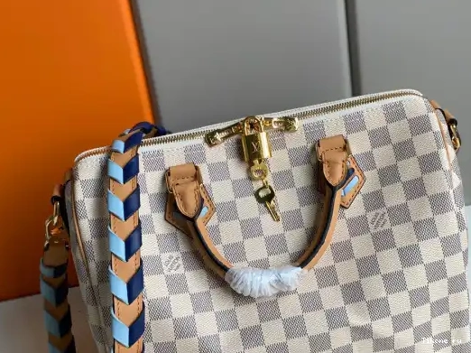 TO 30 SPEEDY VUITTON LOUIS BANDOULIÈRE 0218