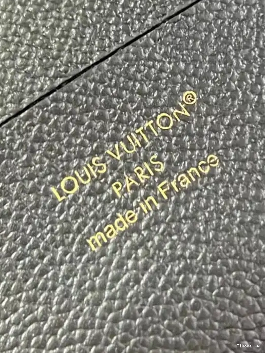 TO Louis Madeleine Nano Vuitton 0226