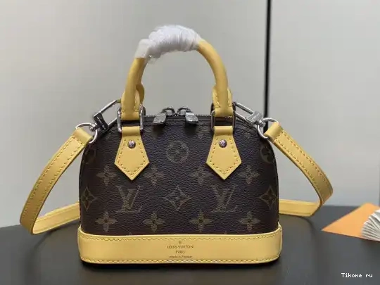 TO Nano Alma-18*12*8cm VUITTON LOUIS 0226