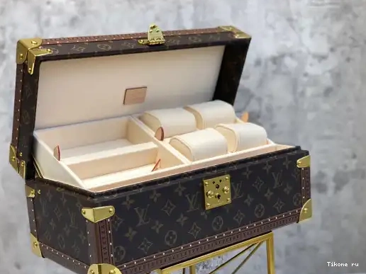 TO VUITTON LOUIS ACCESSOIRES COFFRET 0223