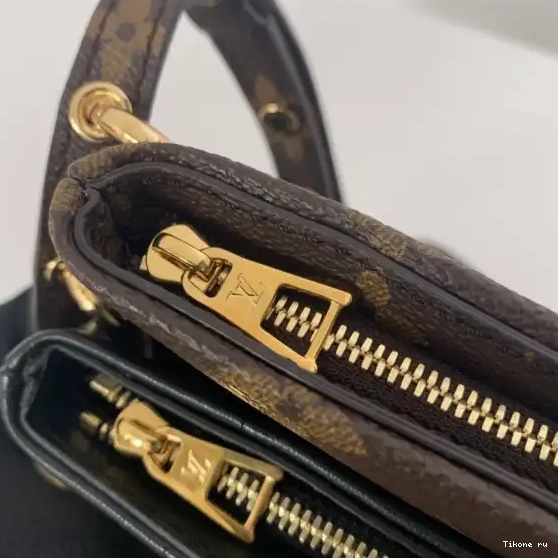 TO VUITTON LV3 POUCHE LOUIS 0217