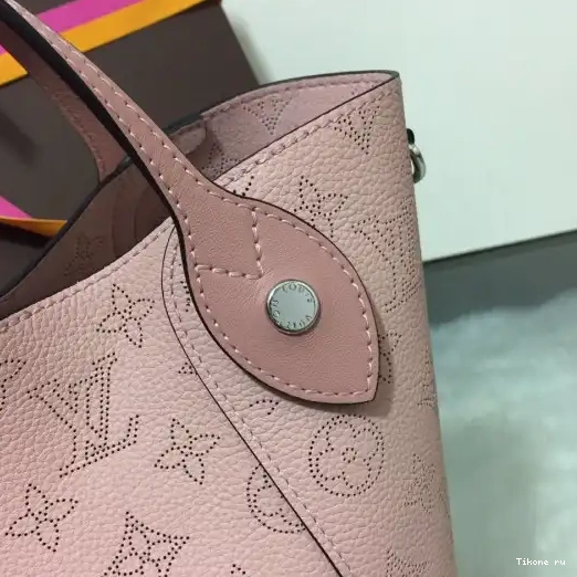 TO LOUIS PM VUITTON HINA 0219