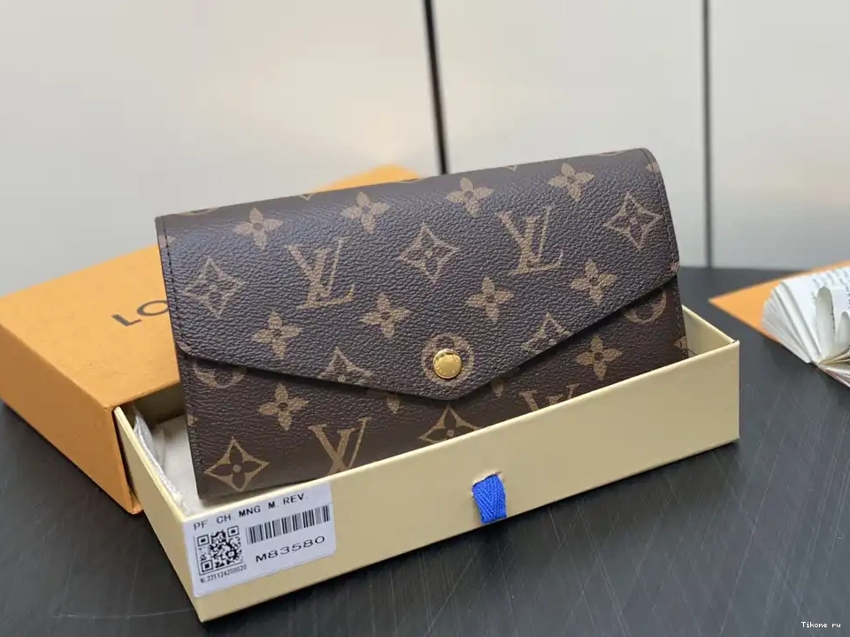 TO Louis SARAH Vuitton WALLET-19*10.5*2cm 0224