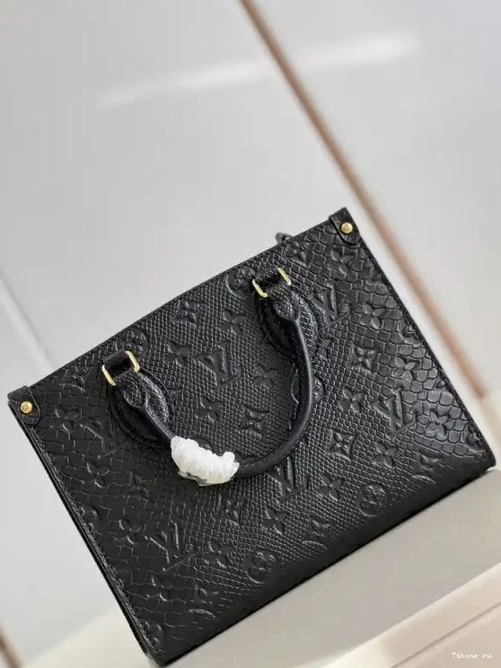 TO LOUIS ONTHEGO VUITTON PM 0214