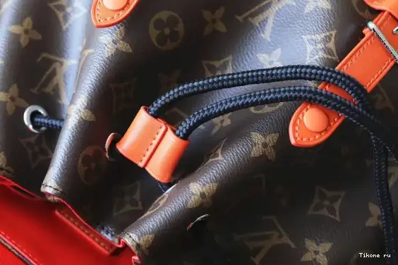 TO VUITTON MM LOUIS CHRISTOPHER 0227