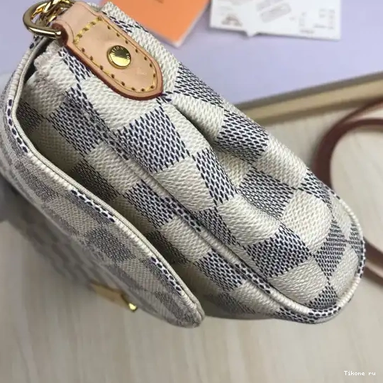 TO Louis Vuitton MM Favorite 0318