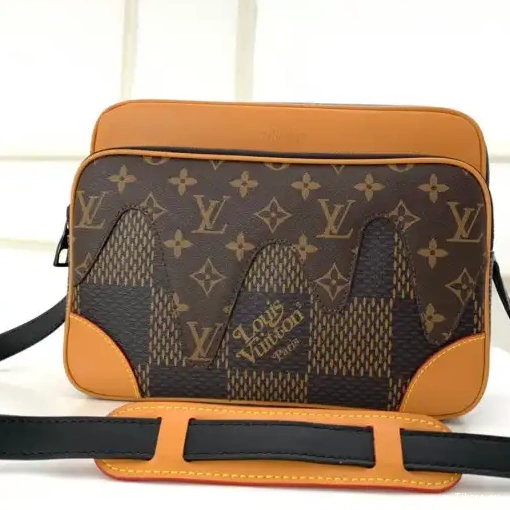 TO NANO MESSENGER AMAZONE LOUIS VUITTON 0314