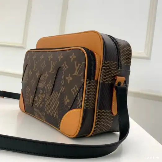 TO NANO MESSENGER AMAZONE LOUIS VUITTON 0314