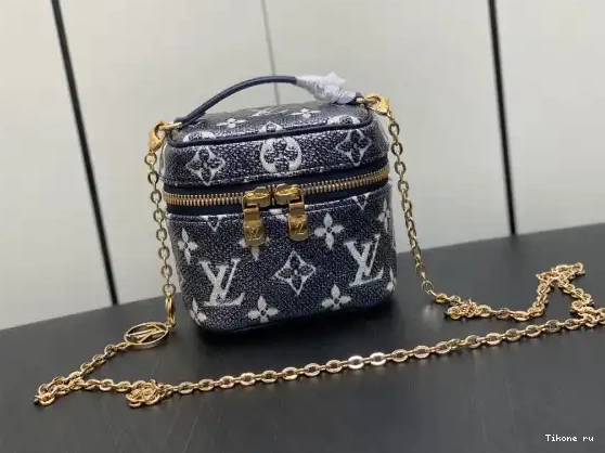 TO  LOUIS VUITTON VANITY Micro Nano 0309