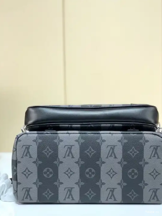 TO BACKPACK UTILITARY VUITTON LOUIS 0312