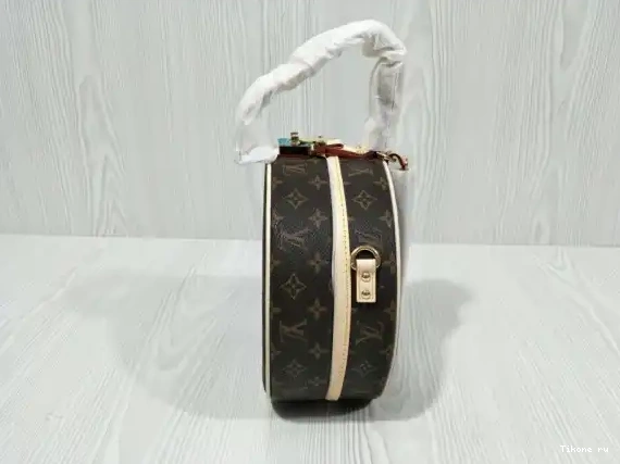 TO CHAPEAU PETITE Louis BOITE Vuitton 0312